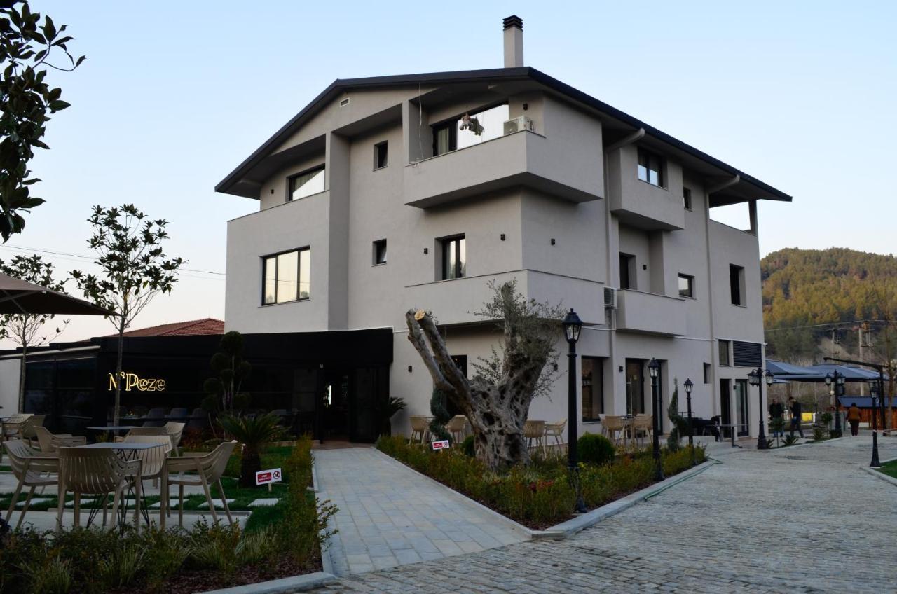 N'Peze Hotel Ljaknasi Buitenkant foto